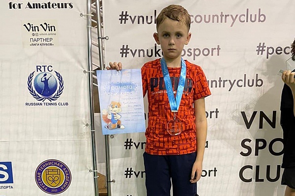 Юные теннисисты из Сосенского вновь показали хорошие результаты на соревнованиях 